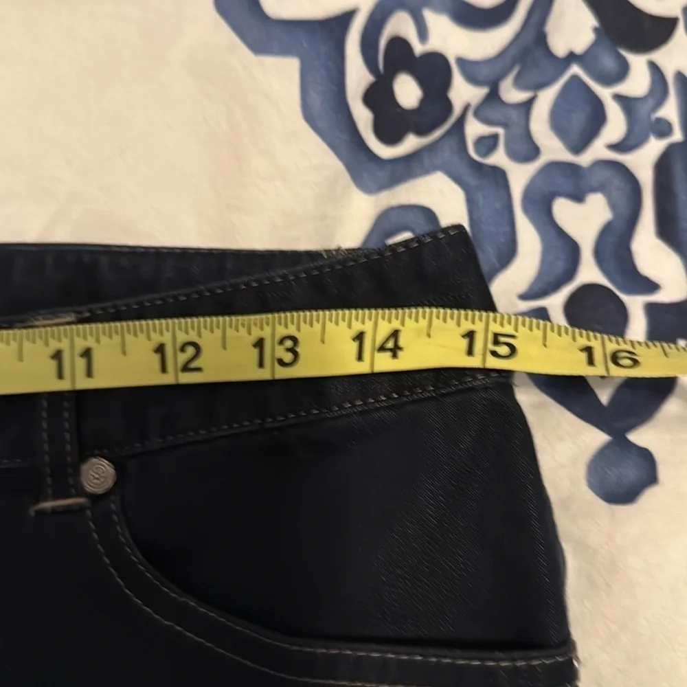 T tahari jeans size us 6, 0% denim content dark navy blue it appears blk in pic - Picture 14 of 15